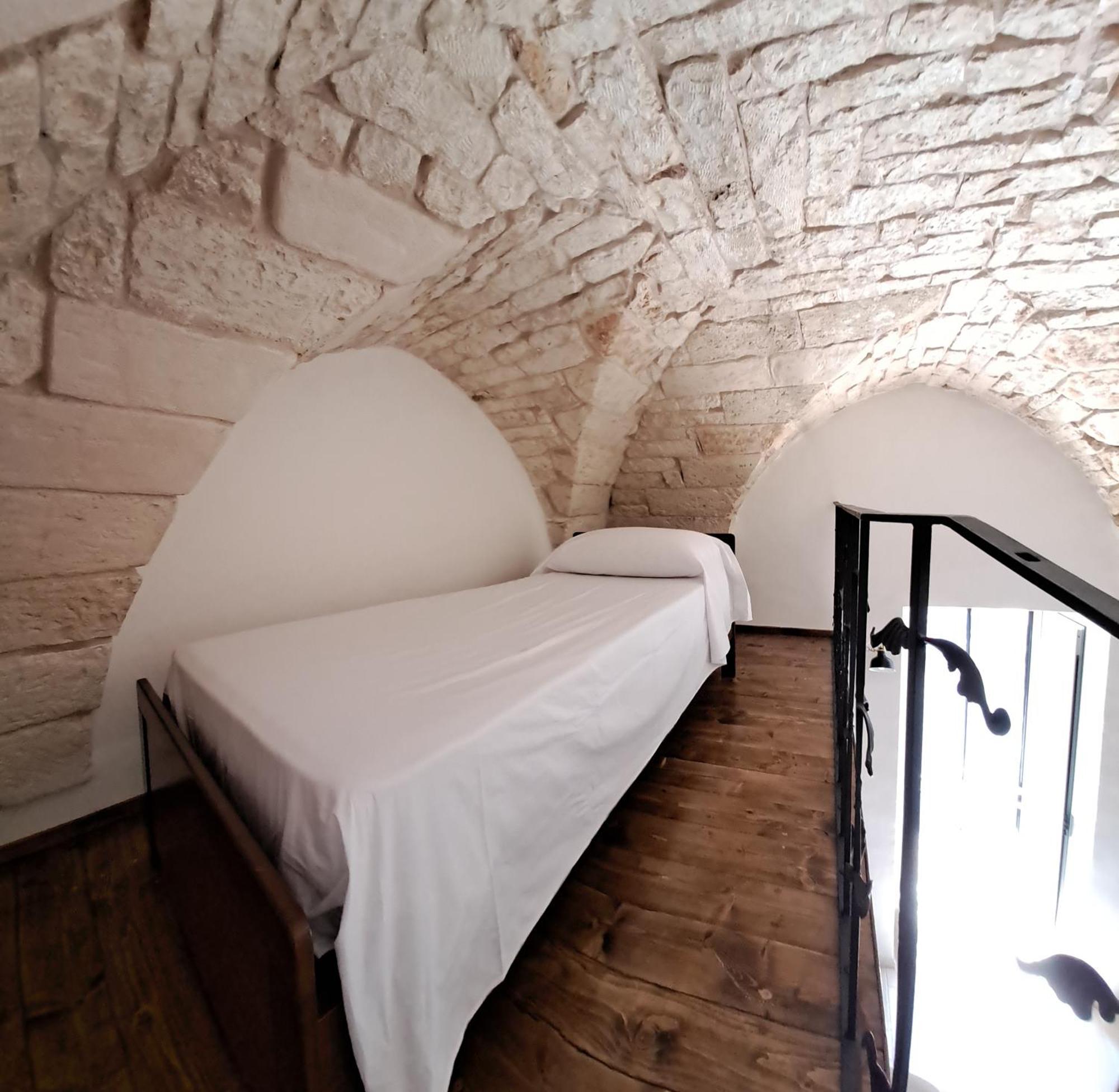Hotel Petrakis House Ostuni Esterno foto
